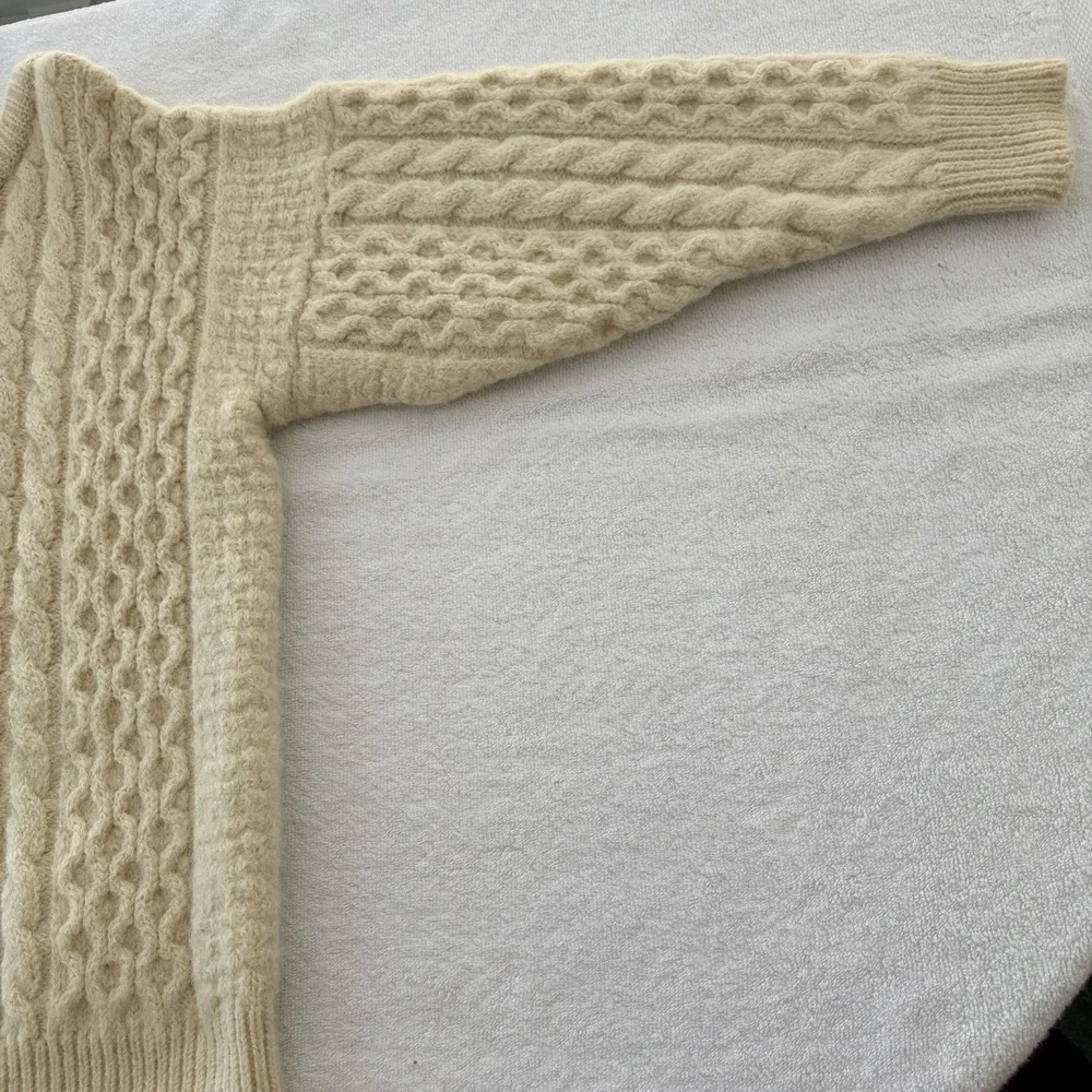Vtg Irish Wool Fisherman Sweater Aran Knit Chunky Ivory Cable Knit Cream *READ*